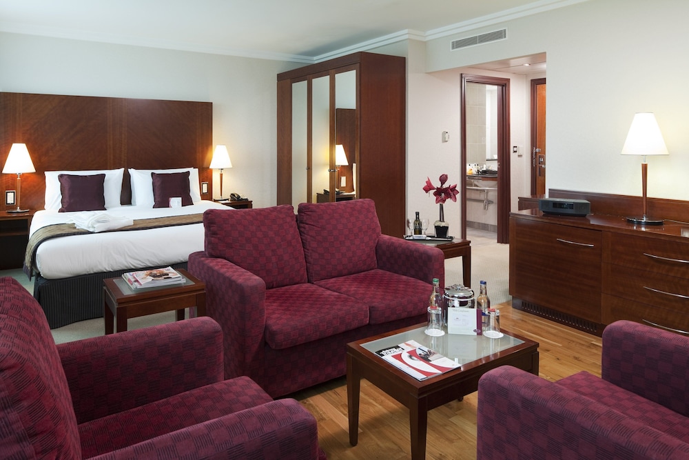 Crowne Plaza Birmingham Nec 49/77