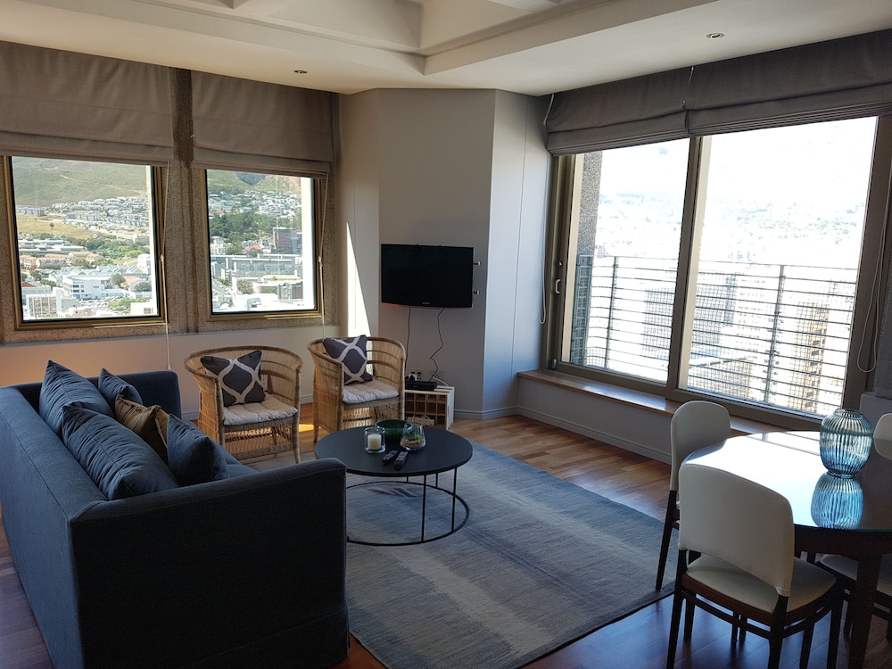 ITC Hospitality Group Two Bedrooms Cartwright's Corner 26/45
