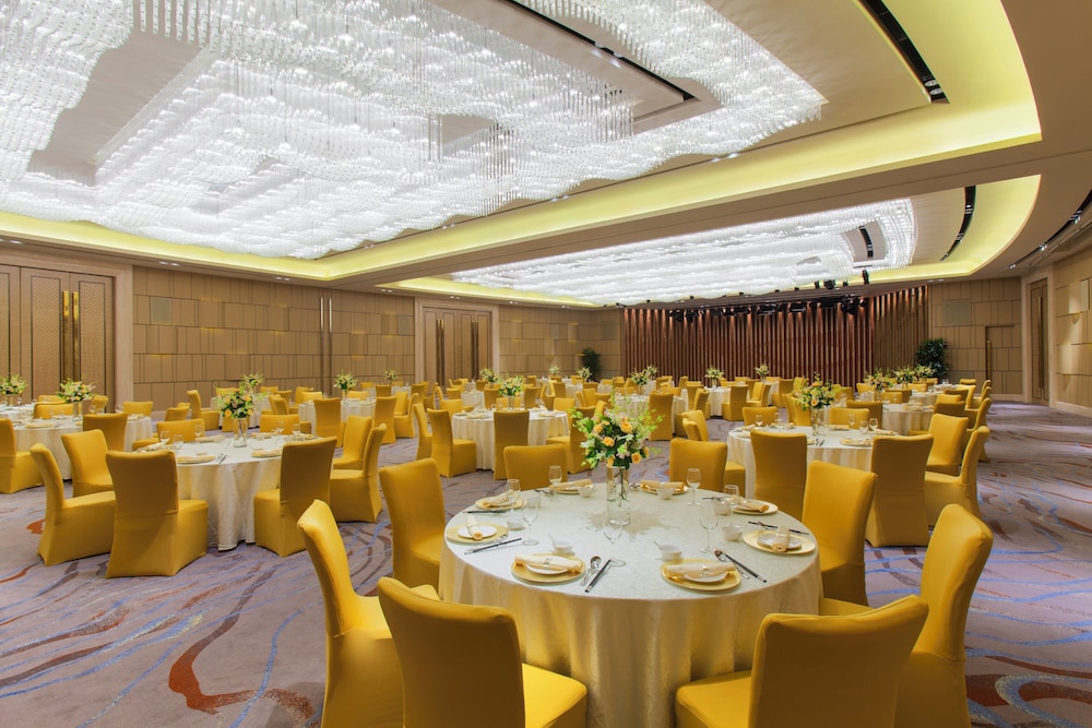 Crowne Plaza Tianjin Meijiangnan 33/49