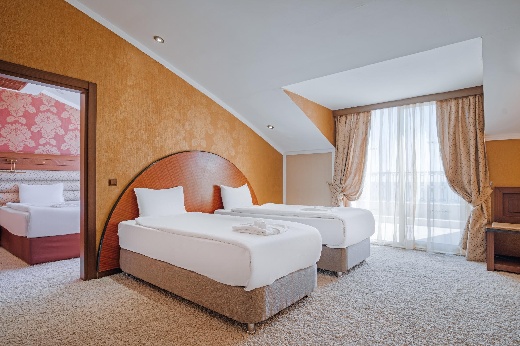 Presidential, Suite, Double Bed, Sofa