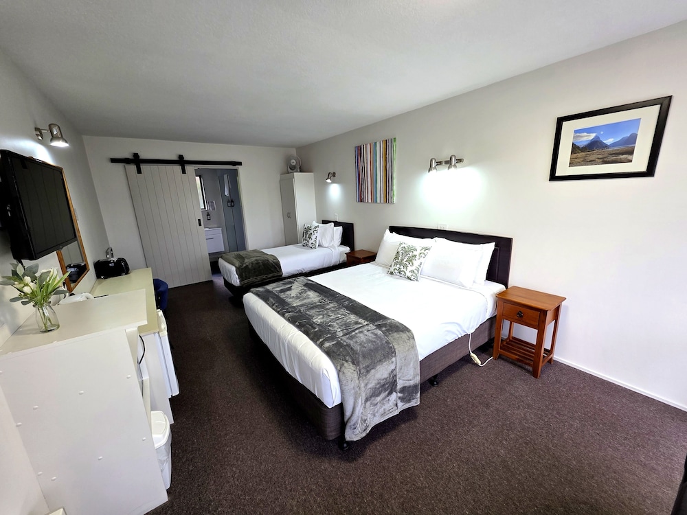Arran Motel 20/78