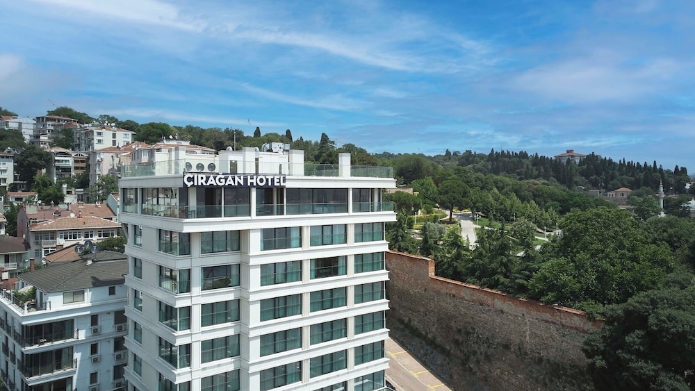 Ciragan Hotel Bosphorus Istanbul 4/68