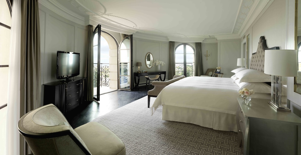 Four Seasons Hotel Baku 12/55