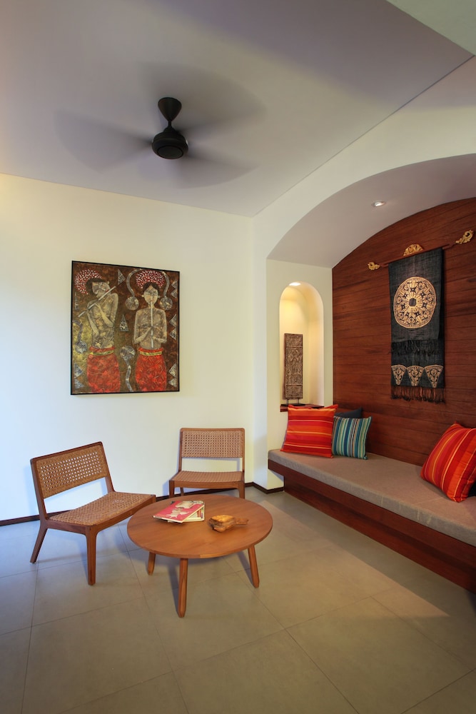 Abia Villa Legian 30/48
