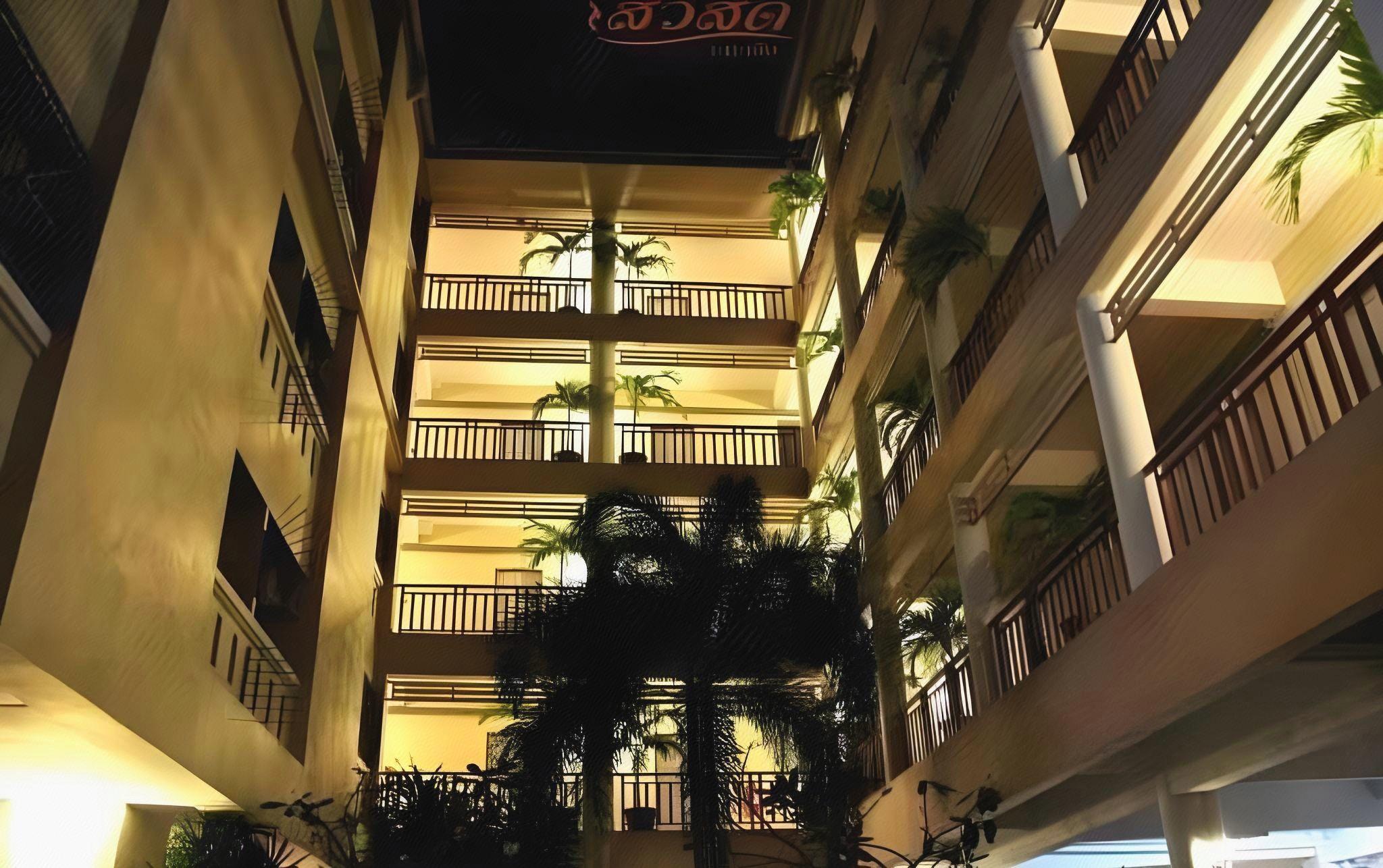 Sawasdee Mansion 6/38