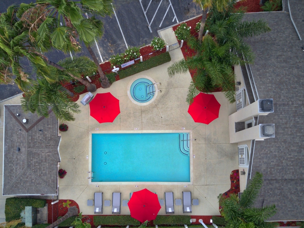 Chase Suite Hotel Brea 3/55