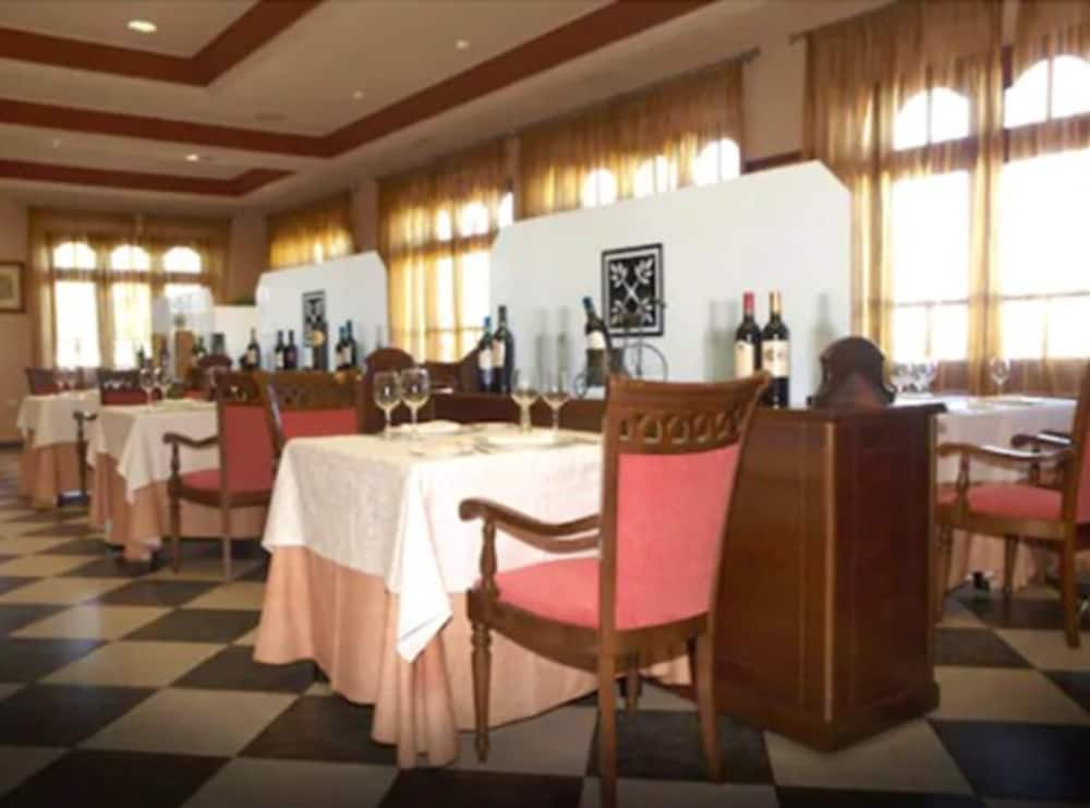 restaurant-cafeteria