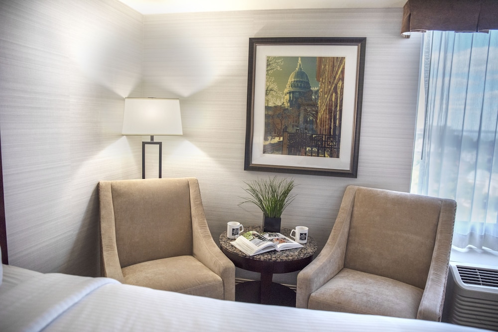 The Madison Concourse Hotel And Governor S Club 36/59