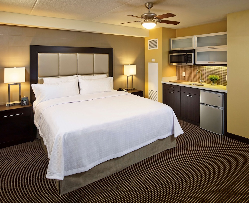 Homewood Suites By Hilton Hamilton Ontario Canada 7/50