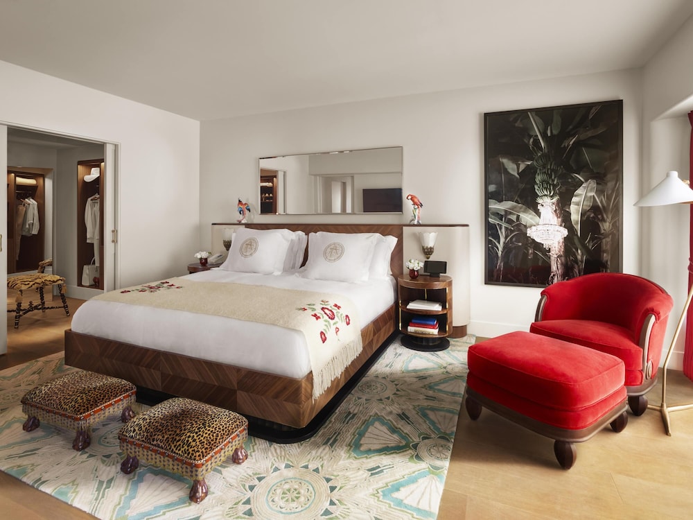 1 Bedroom, Premier, Suite, King Bed, Ocean Front, Corner