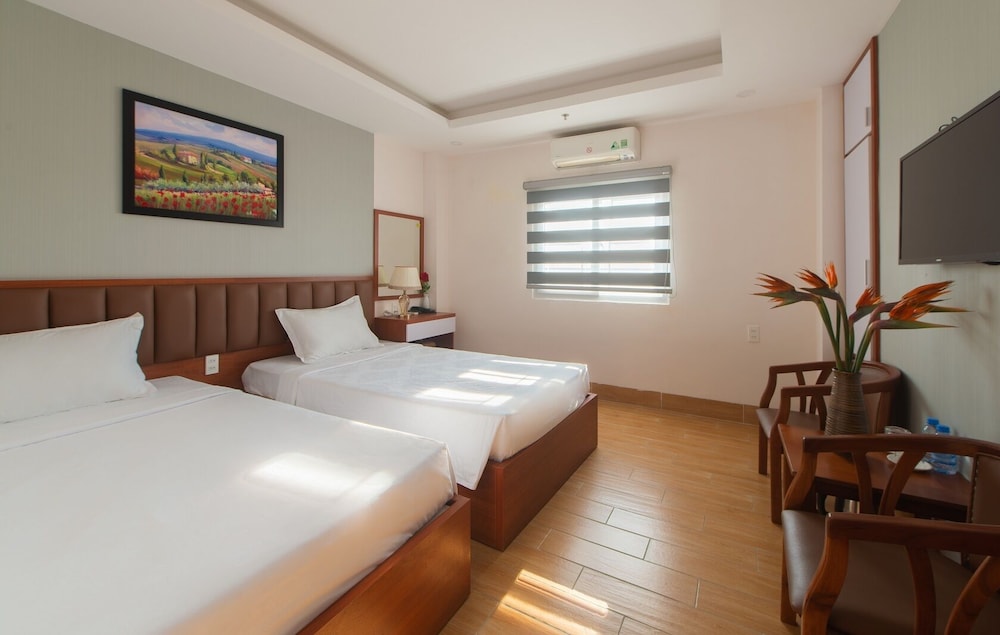 Canary Nha Trang Hotel 12/38