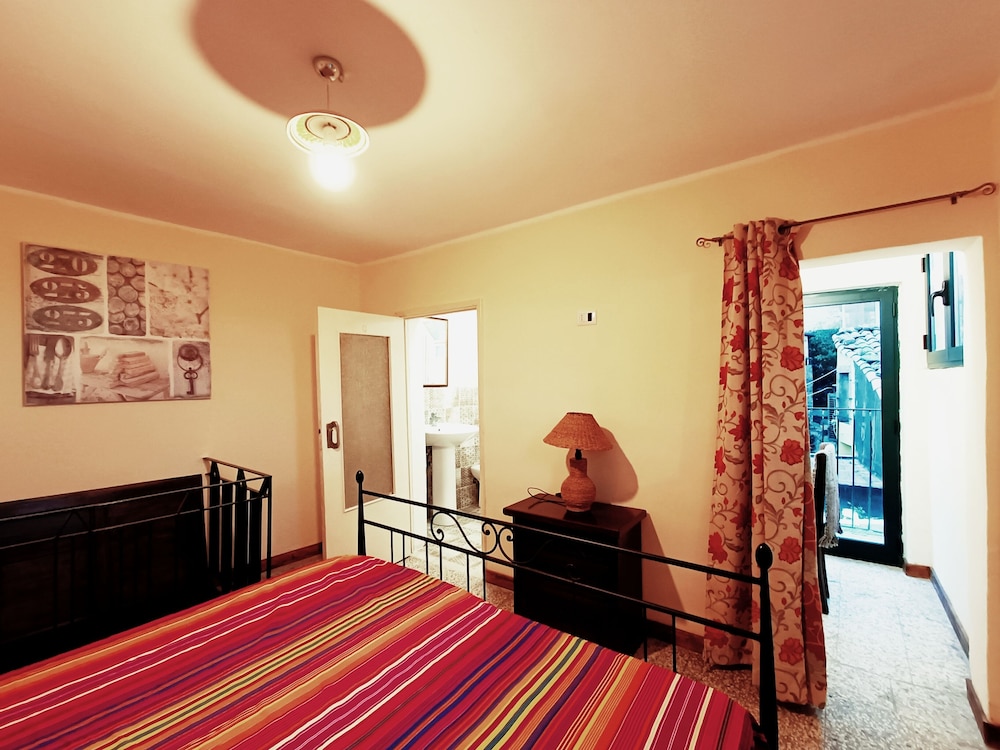 ALBERGO DIFFUSO BORGO SANTA CATERINA 25/68