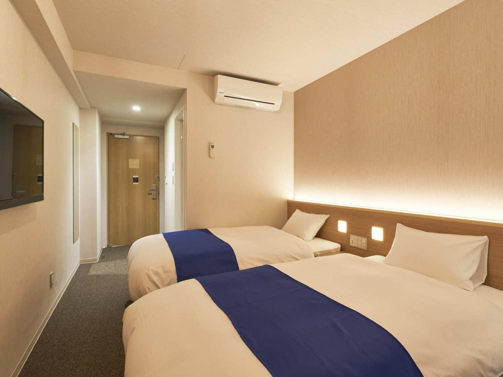ECONOMY, TWIN BEDS