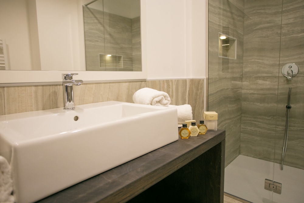 Mosella Suite 59/64