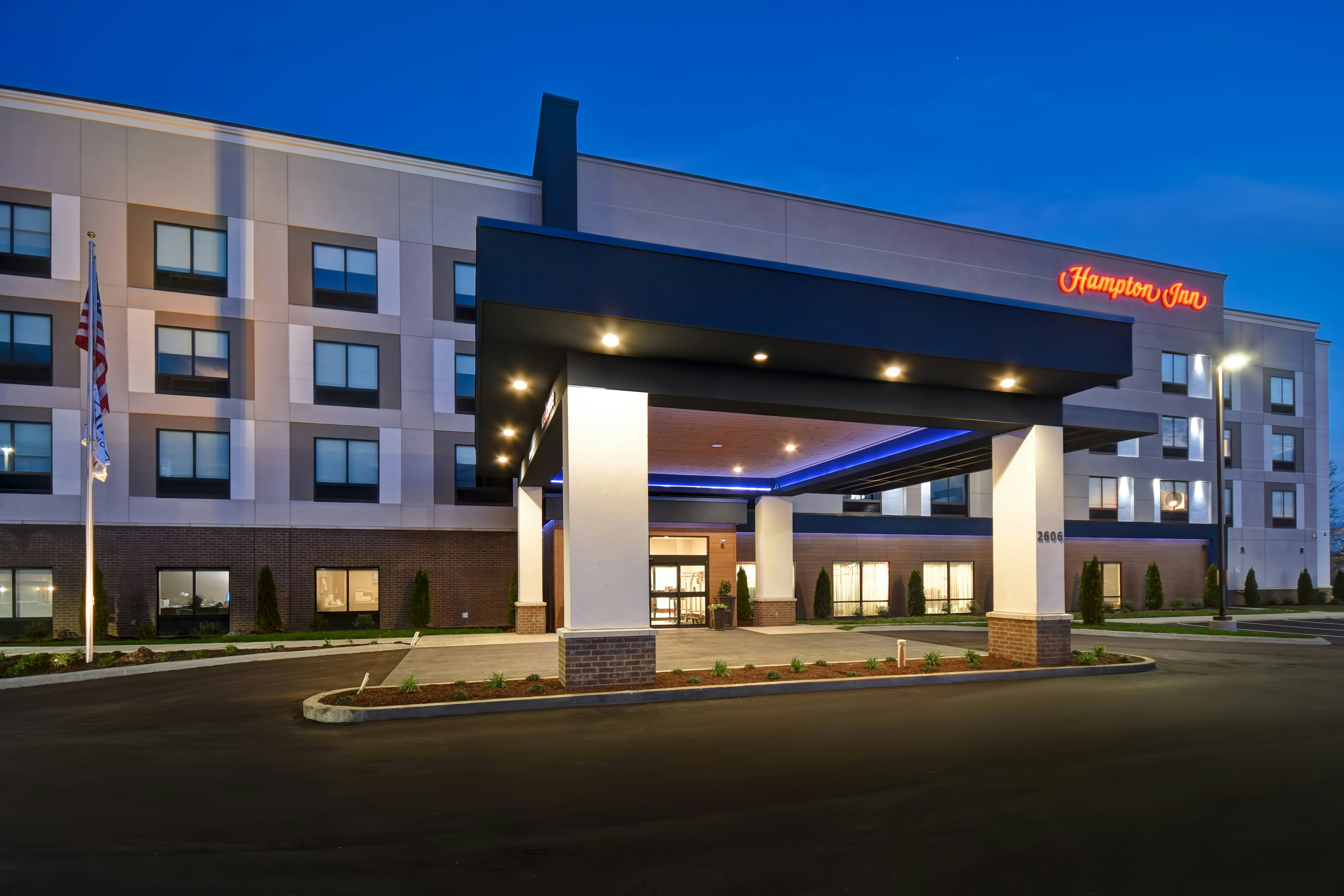 Hampton Inn Pleasant View Tn 2/30