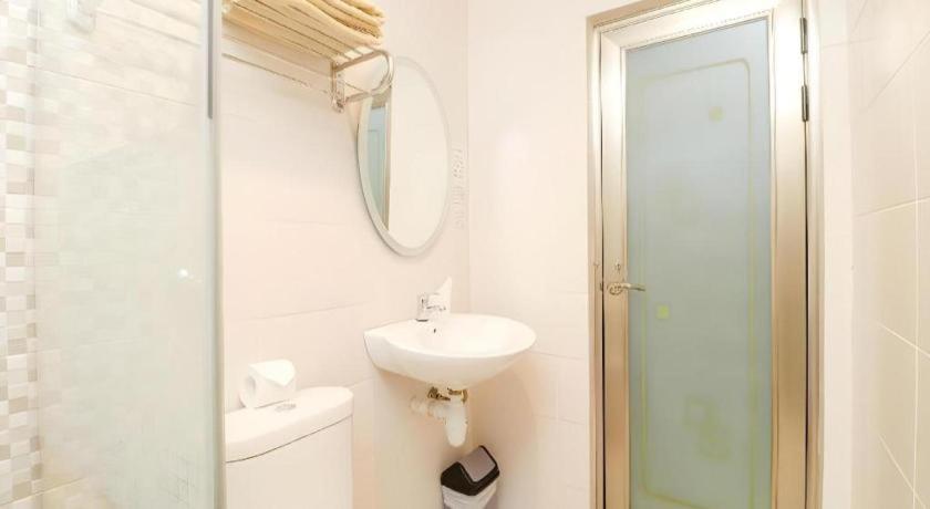 Lovina Inn Batam Center 47/49