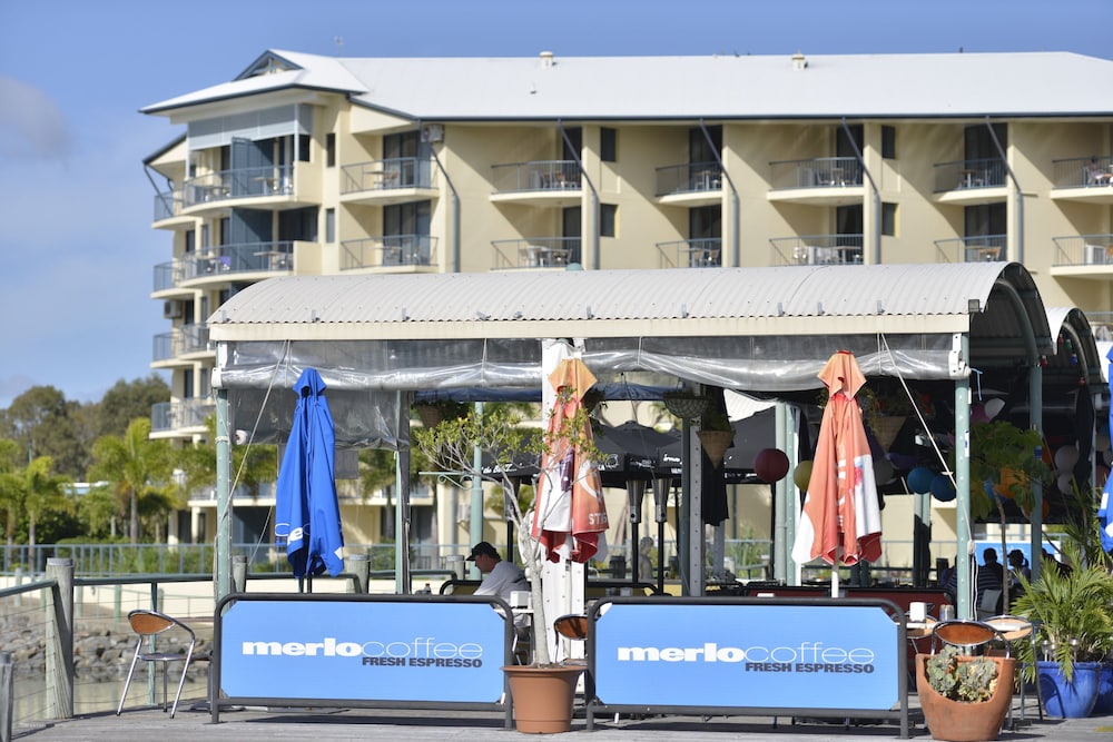 Mantra Hervey Bay 11/69