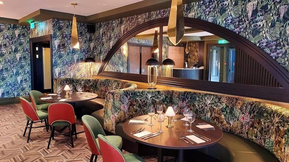 Talbot Hotel Midleton 44/60