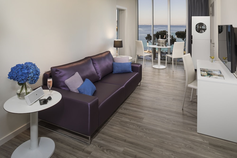 Melia South Beach 30/50