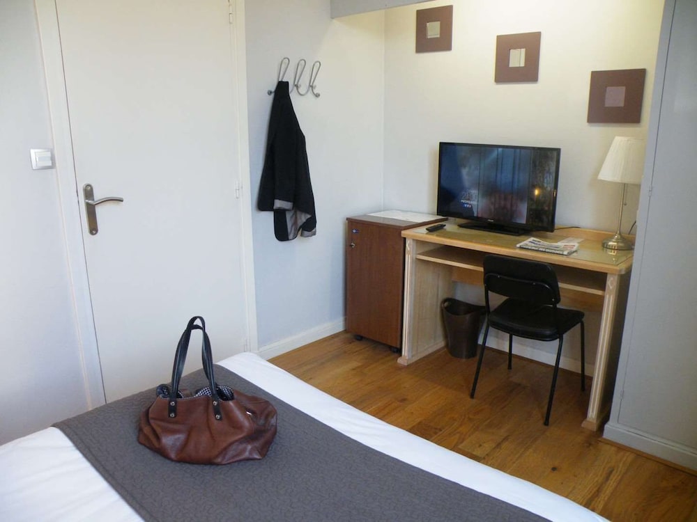 Brit Hotel Confort Roanne Grand Hotel 29/69