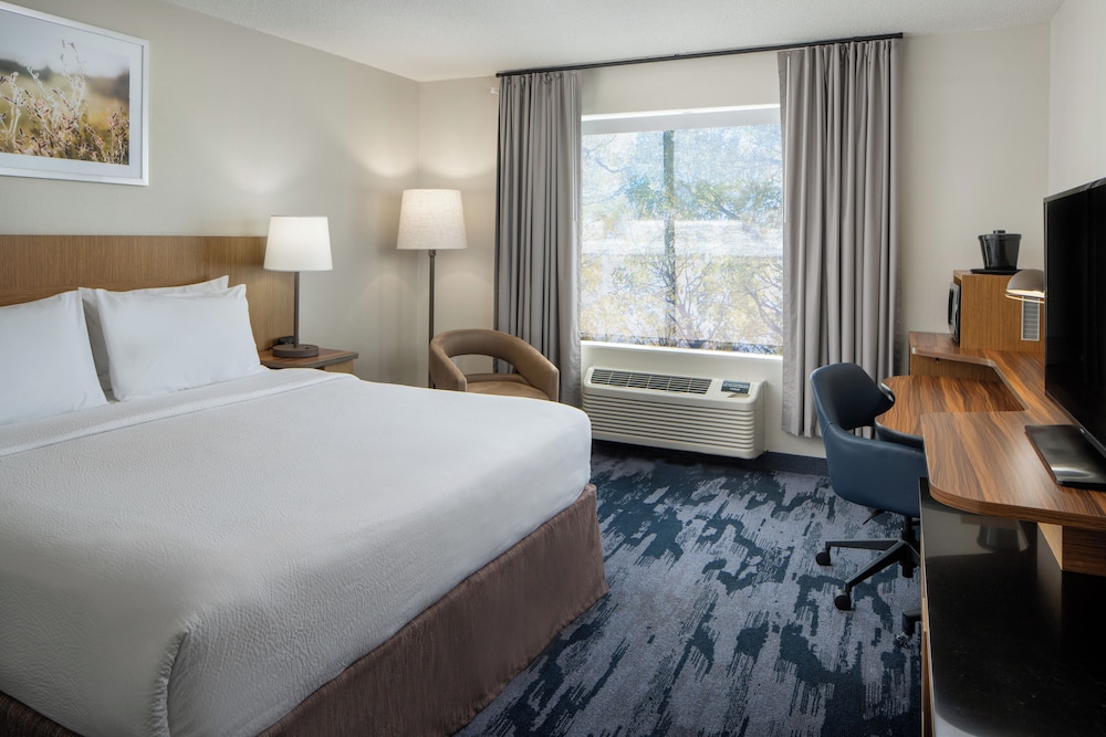 Fairfield Inn Suites By Marriott Ft Myers Cape Coral 6/50