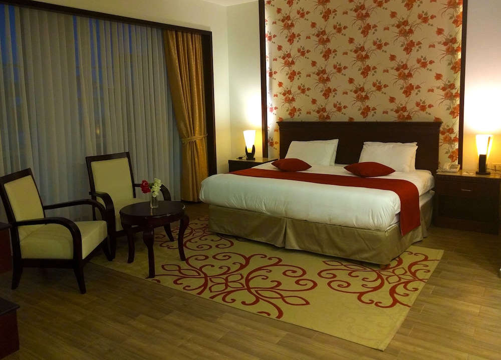 City Inn Palace Hotel 9/50