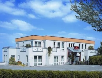 Airport Hotel Stetten 2/23