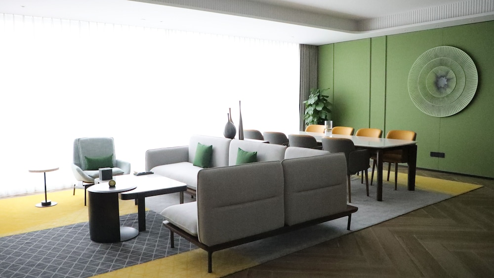 Holiday Inn Xi an Chanba 38/42