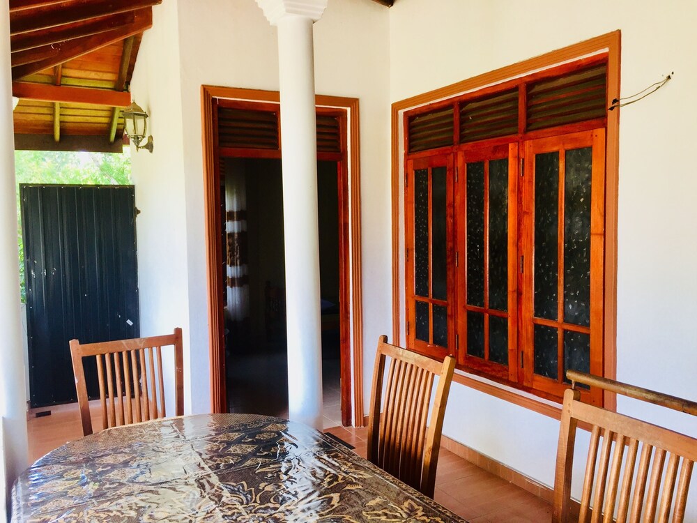 Lake View Home Stay Tangalle 9/15