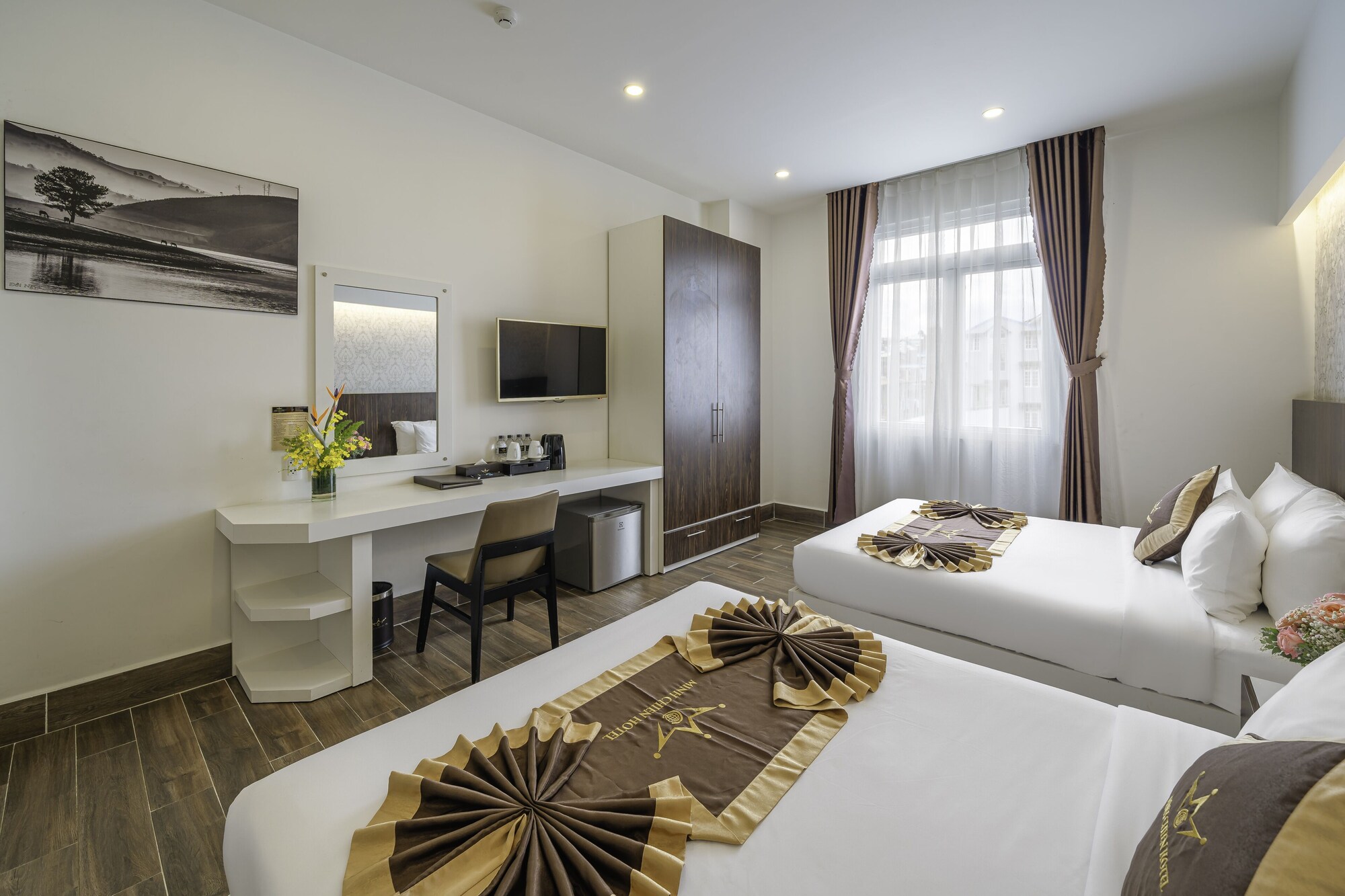 غرفة عائلية بسريرين كوين، Minh Chien Hotel 7/9