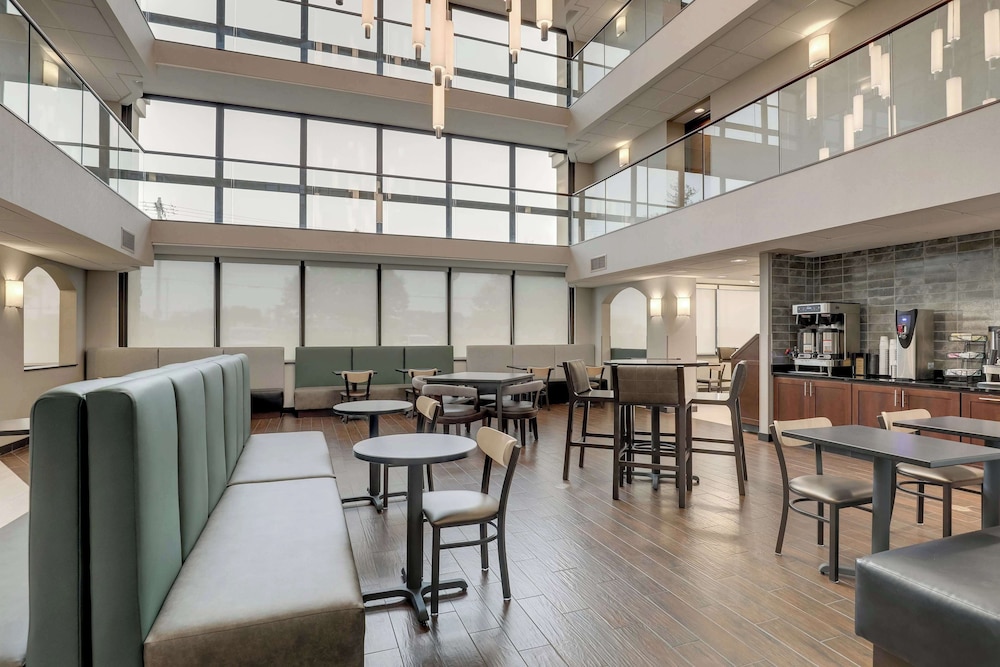 Drury Inn & Suites Cape Girardeau 39/50