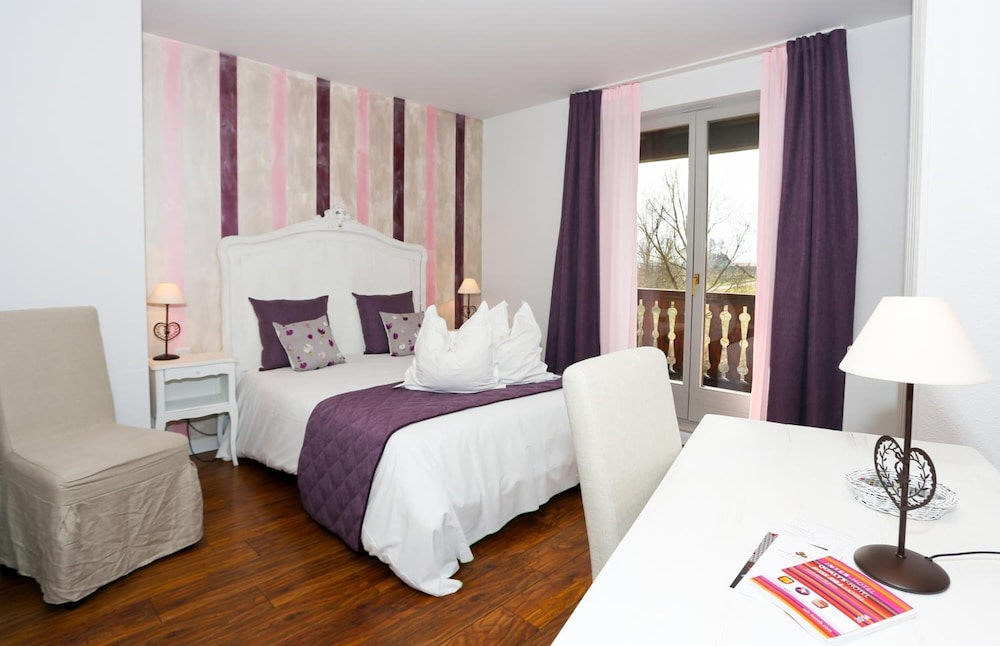 Le Verger Des Chateaux the Originals Relais Inter Hotel 16/69
