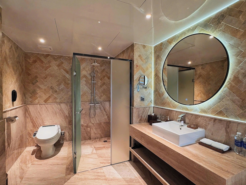 غرفة بسرير كينج، Grand Plaza Hanoi 3/3