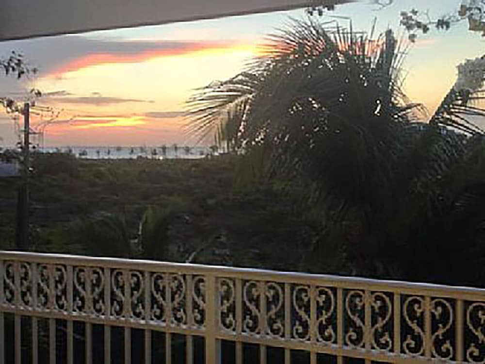 Inn At Grace Bay 25/33