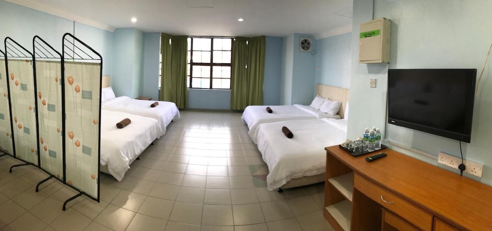 Seri Kangsar KK Hotel 16/34