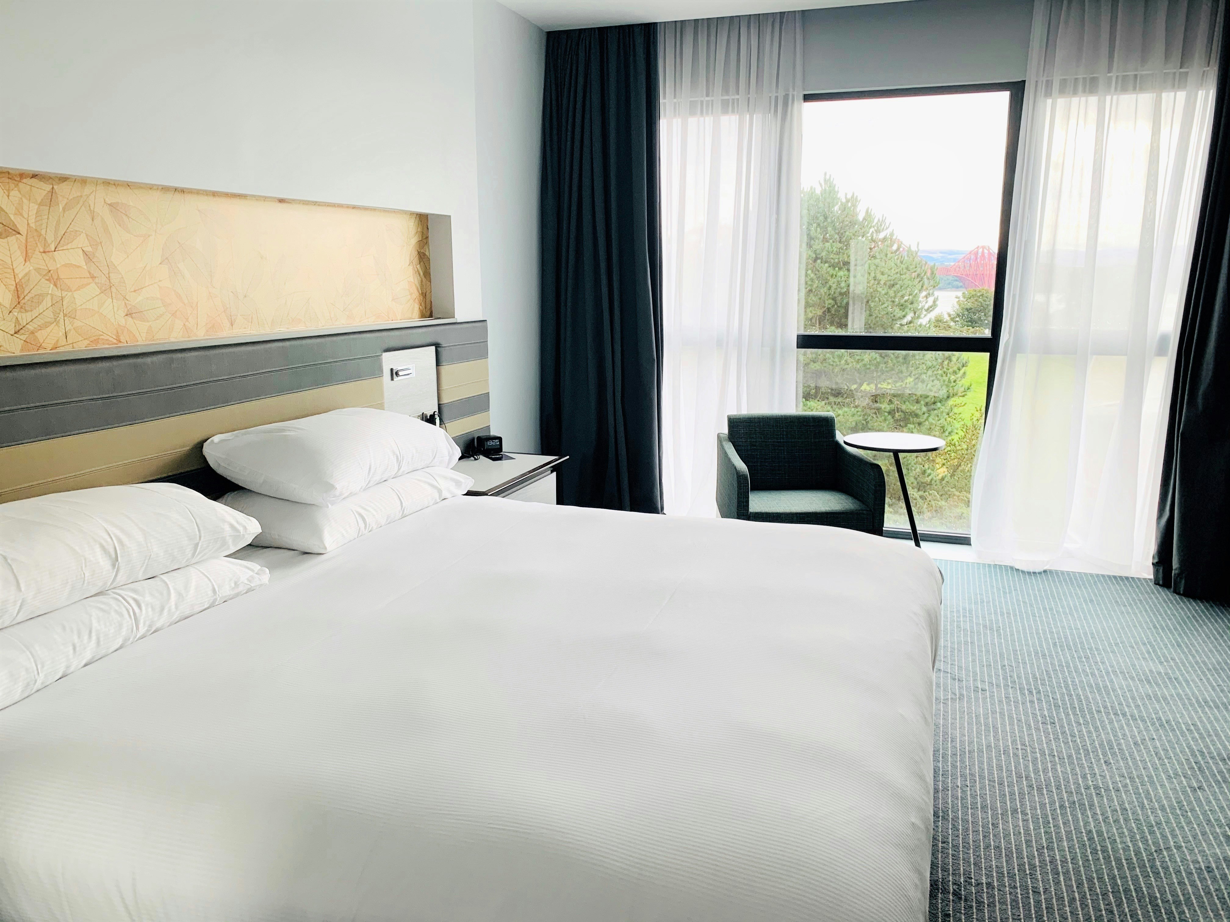 DELUXE, KING BED, WITH VIEW