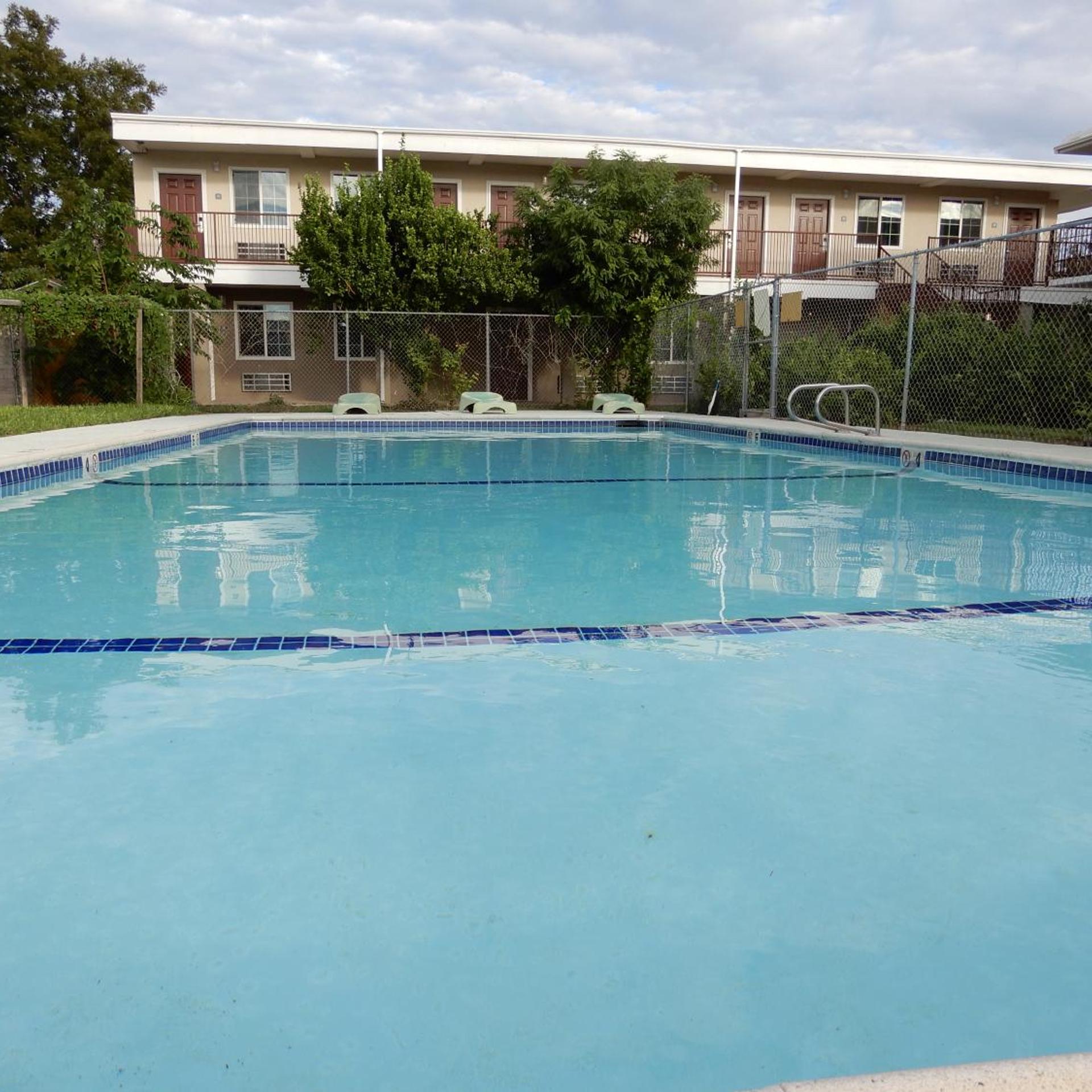 Siesta Inn McAllen 5/40