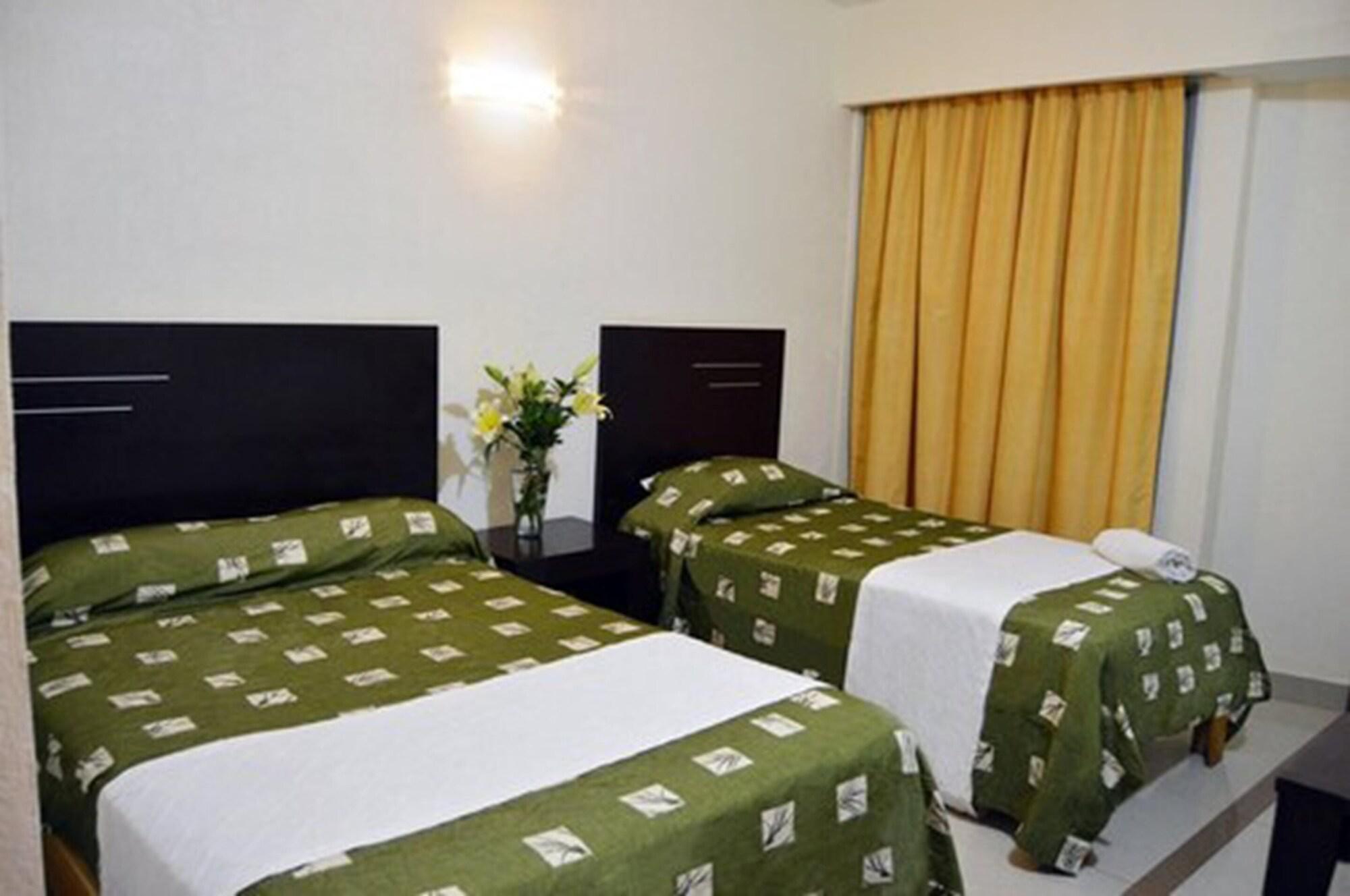 Porto Hotel 15/23