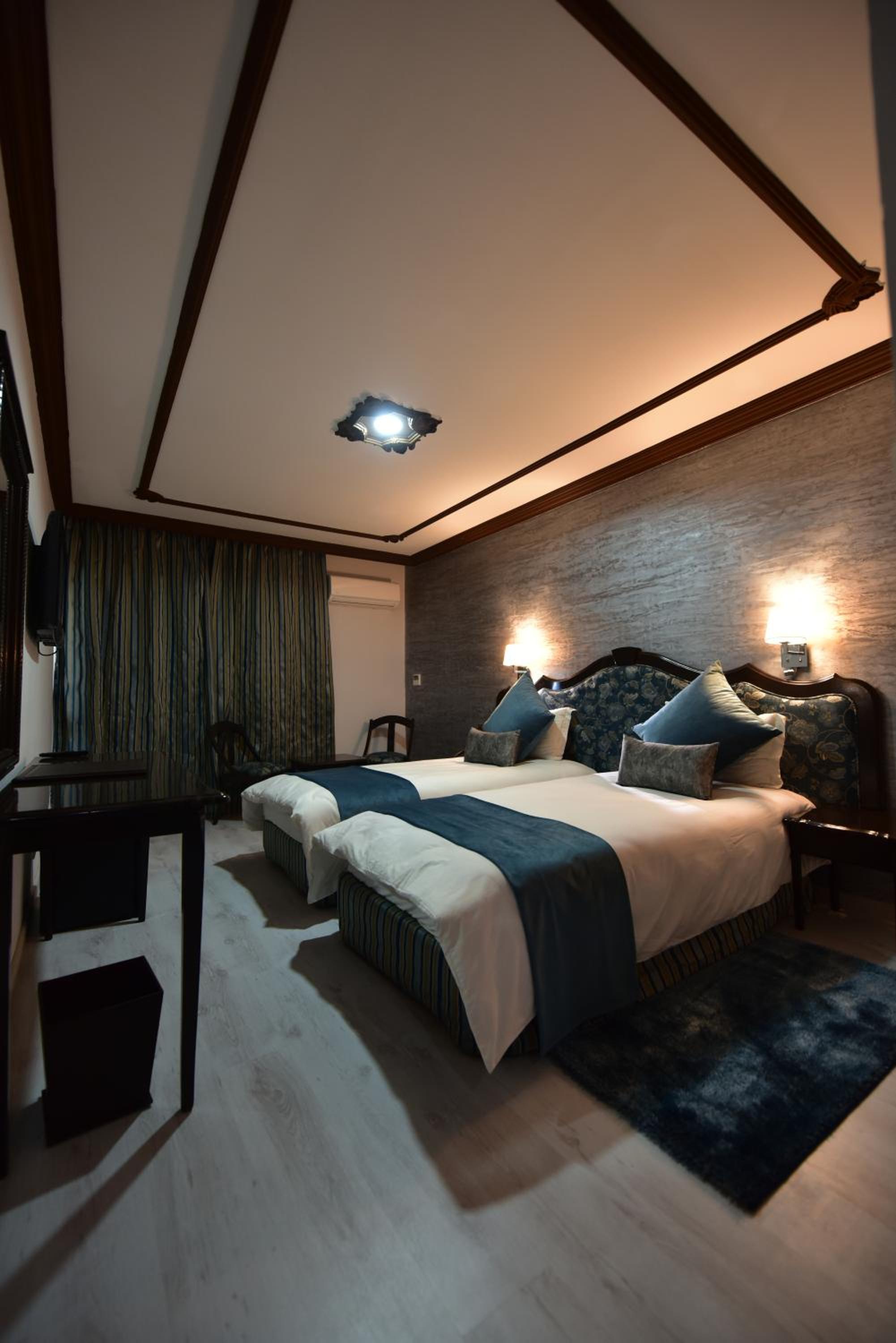Fes Inn 18/55