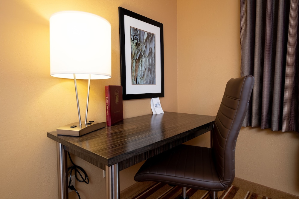 Blaine Town Inn & Suites 22/25