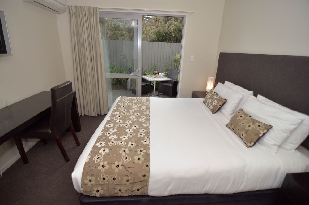 Quality Suites Amore Christchurch photo5