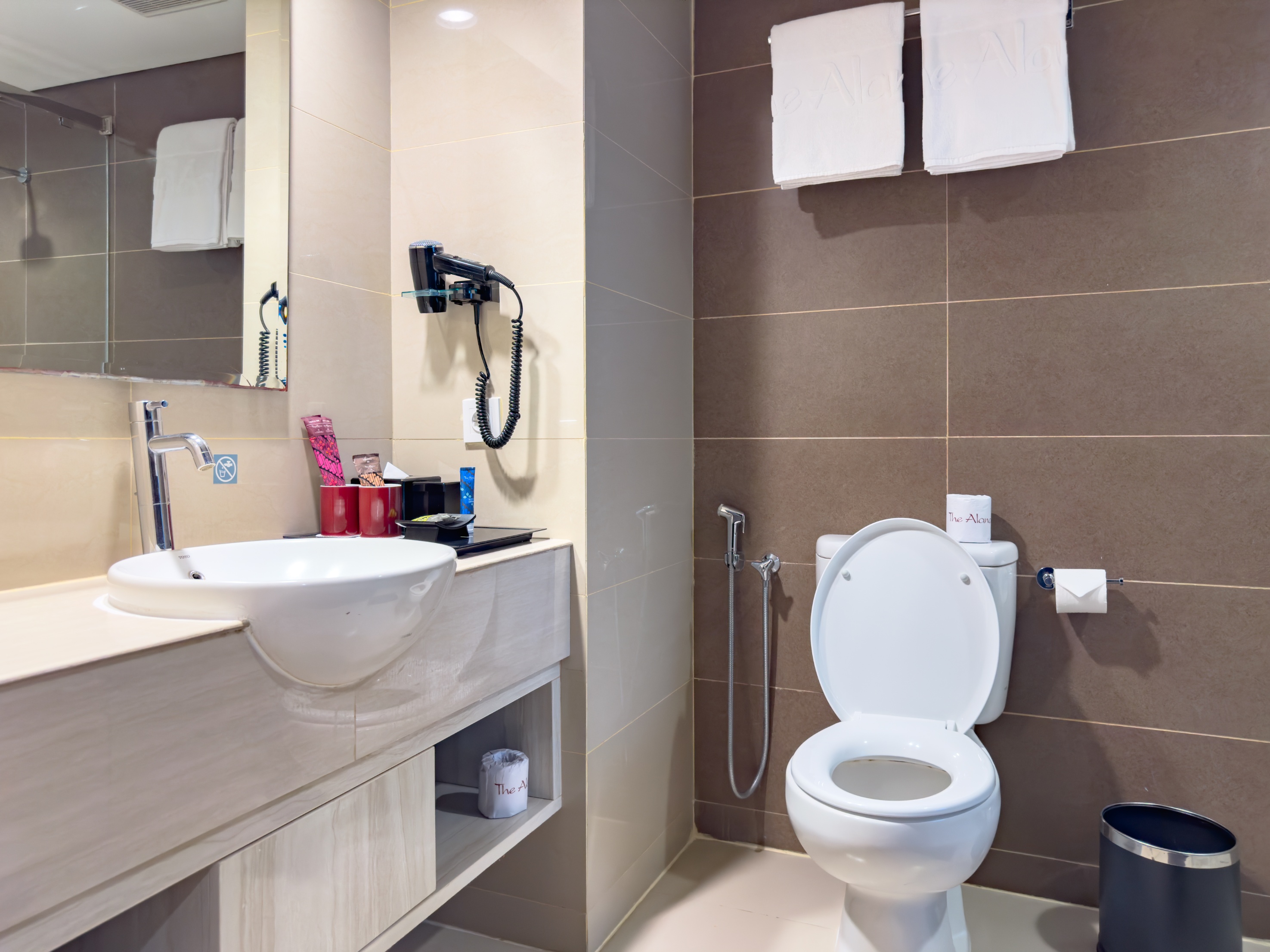 Premier, Deluxe, Twin Beds, The Alana Hotel & Conference Center Malioboro Yogyakarta By Aston 4/5