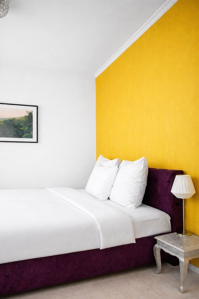 جناح كلاسيكي، The Suite Hotel 6/10
