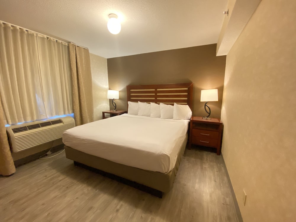 Wyndham Garden Grand Rapids Airport 20/58