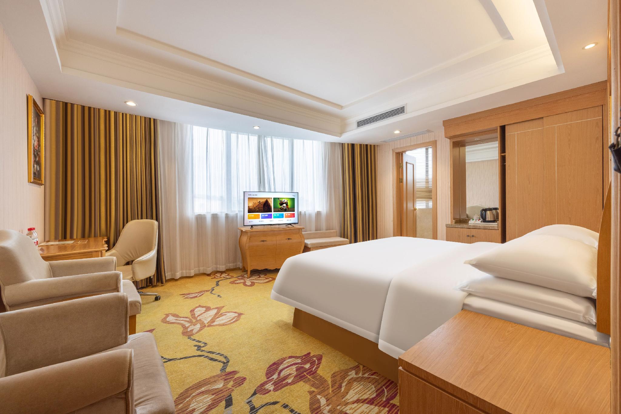 Vienna Hotel (Guangzhou Baiyun Airport Huadu Avenue) 34/58