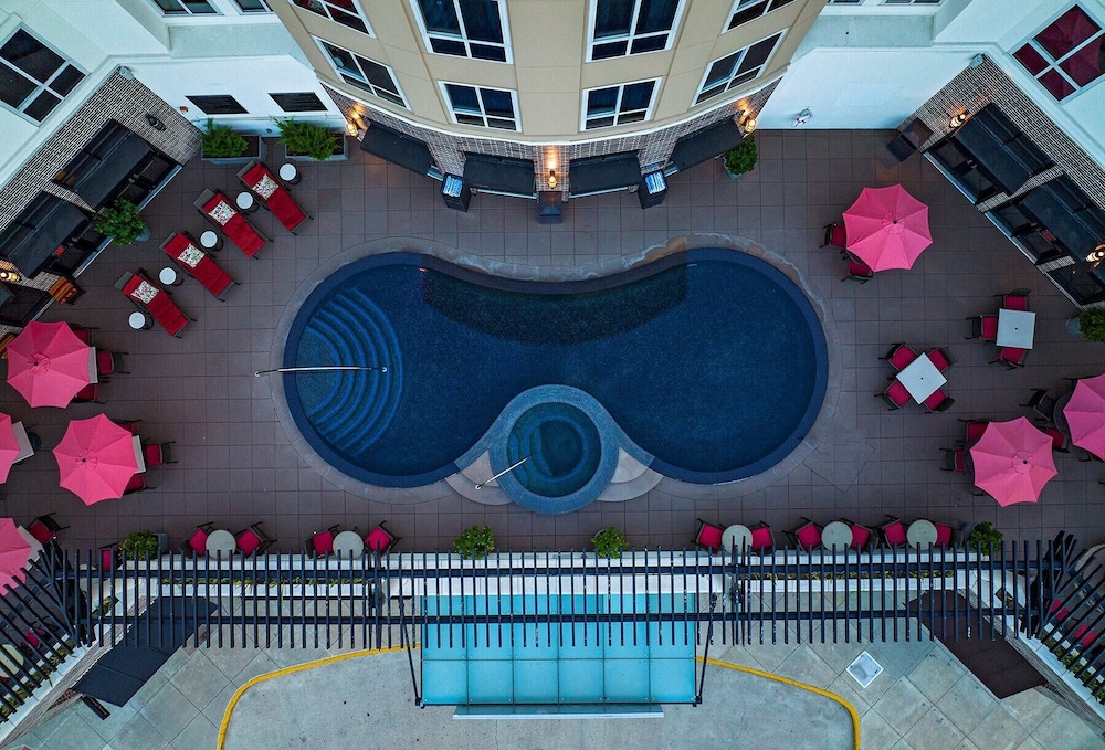 Hyatt Centric the Woodlands 9/63