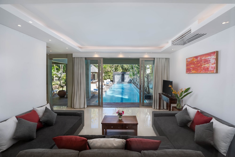 DOWNTOWN VILLAS 22/46