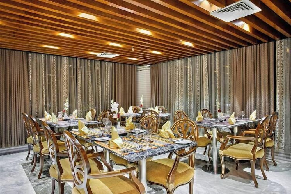 Grand Palace Hotel & Resorts Sylhet 55/60