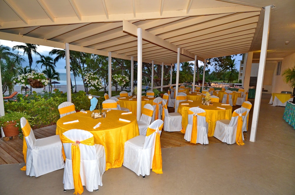 Abaco Beach Resort At Boat Harbor 82/100