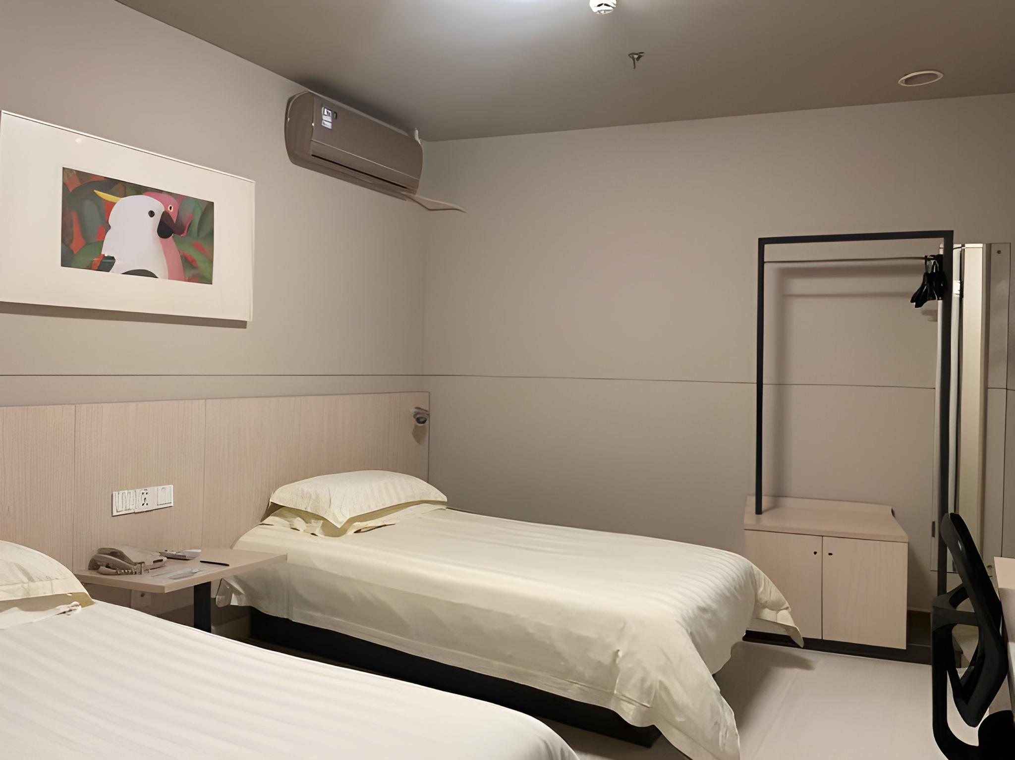 TYPE B, DOUBLE BED